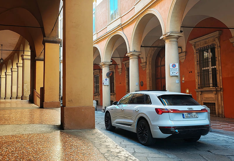 Audi Q8 e-tron