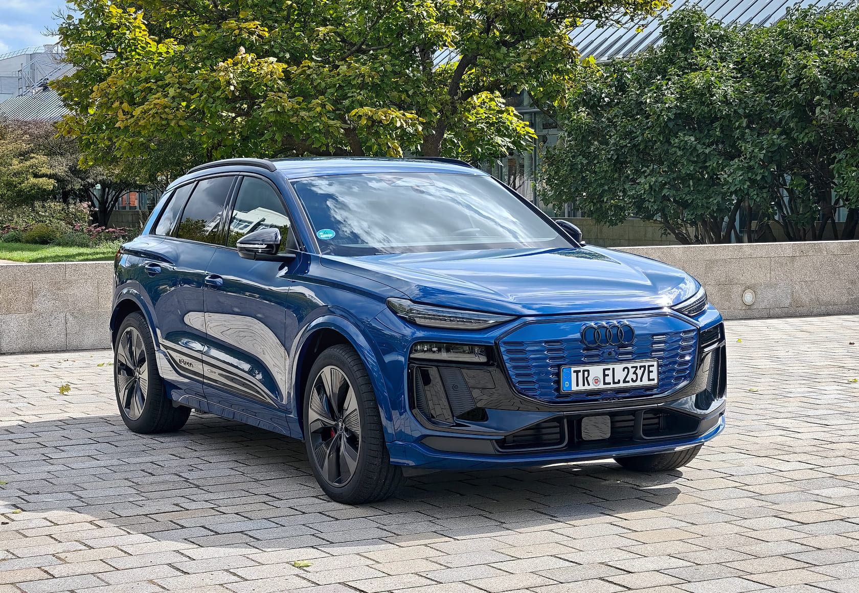 Audi Q6 SUV e-tron