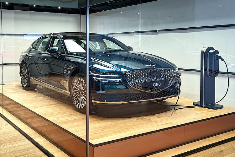 Genesis Electrified G80