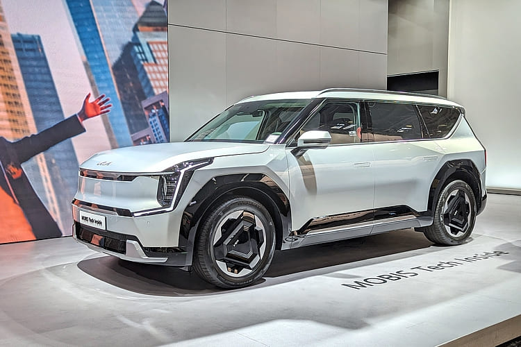 KIA EV9