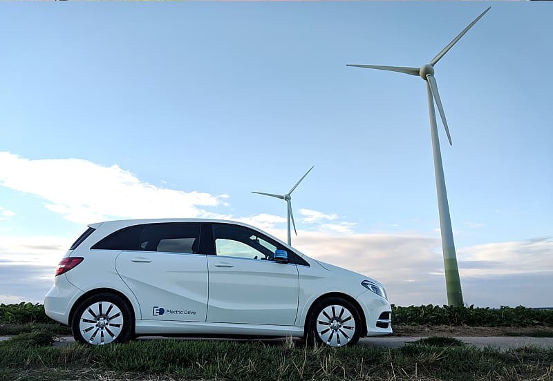 Mercedes-Benz B250e Electric Drive