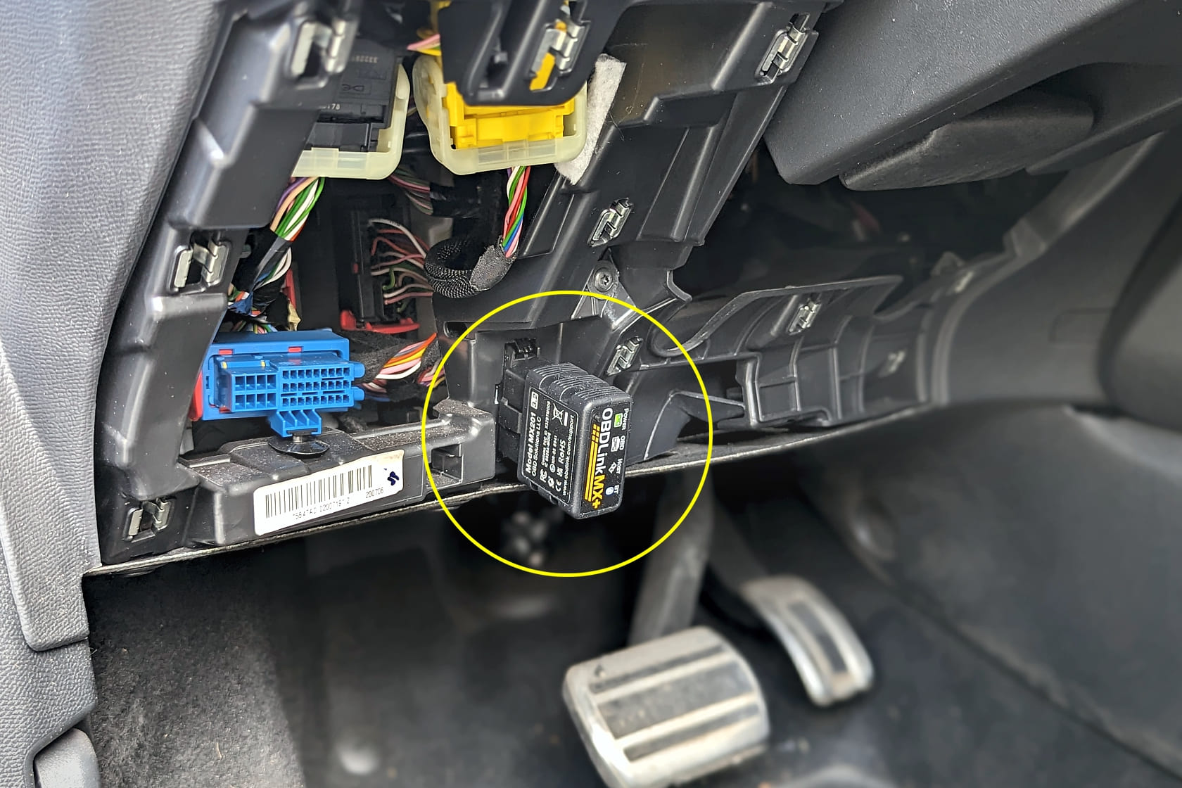 OBDII Diagnoseport des Peugeot e-208