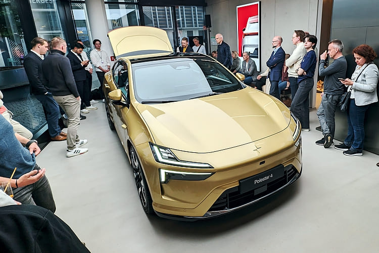 Polestar 4