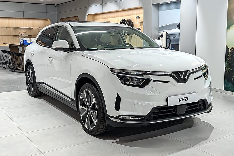 Vinfast VF8