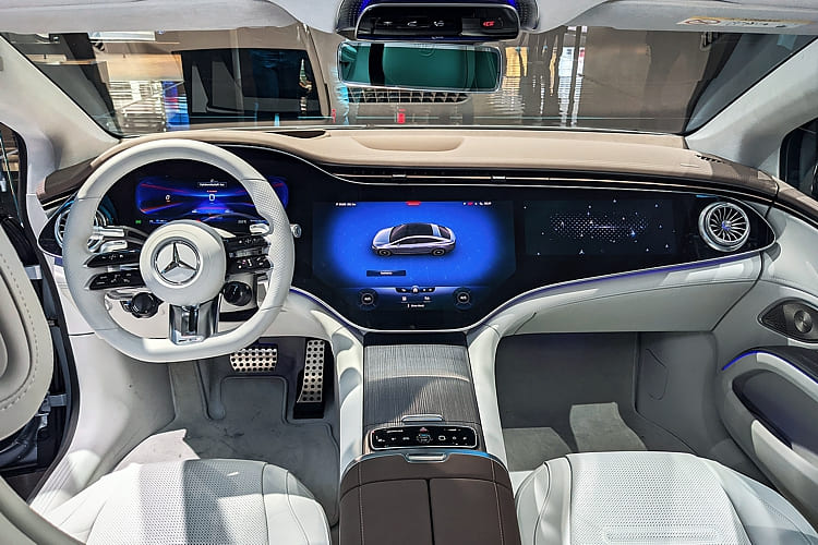 Mercedes-AMG EQS Hypercreen