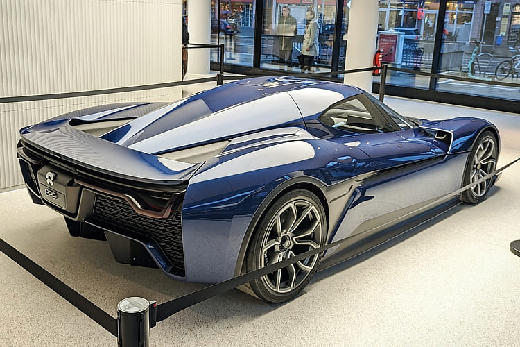 NIO eP9