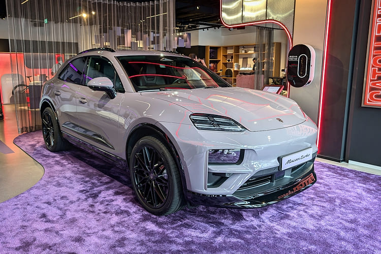 Porsche Macan Electric Turbo