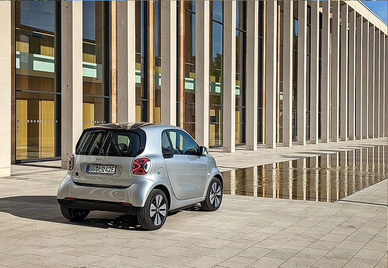 smart EQ fortwo Facelift mit 22 kW-Lader